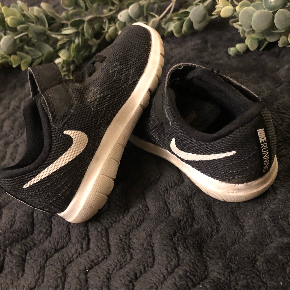 NIKE 7c TODDLER SHOES